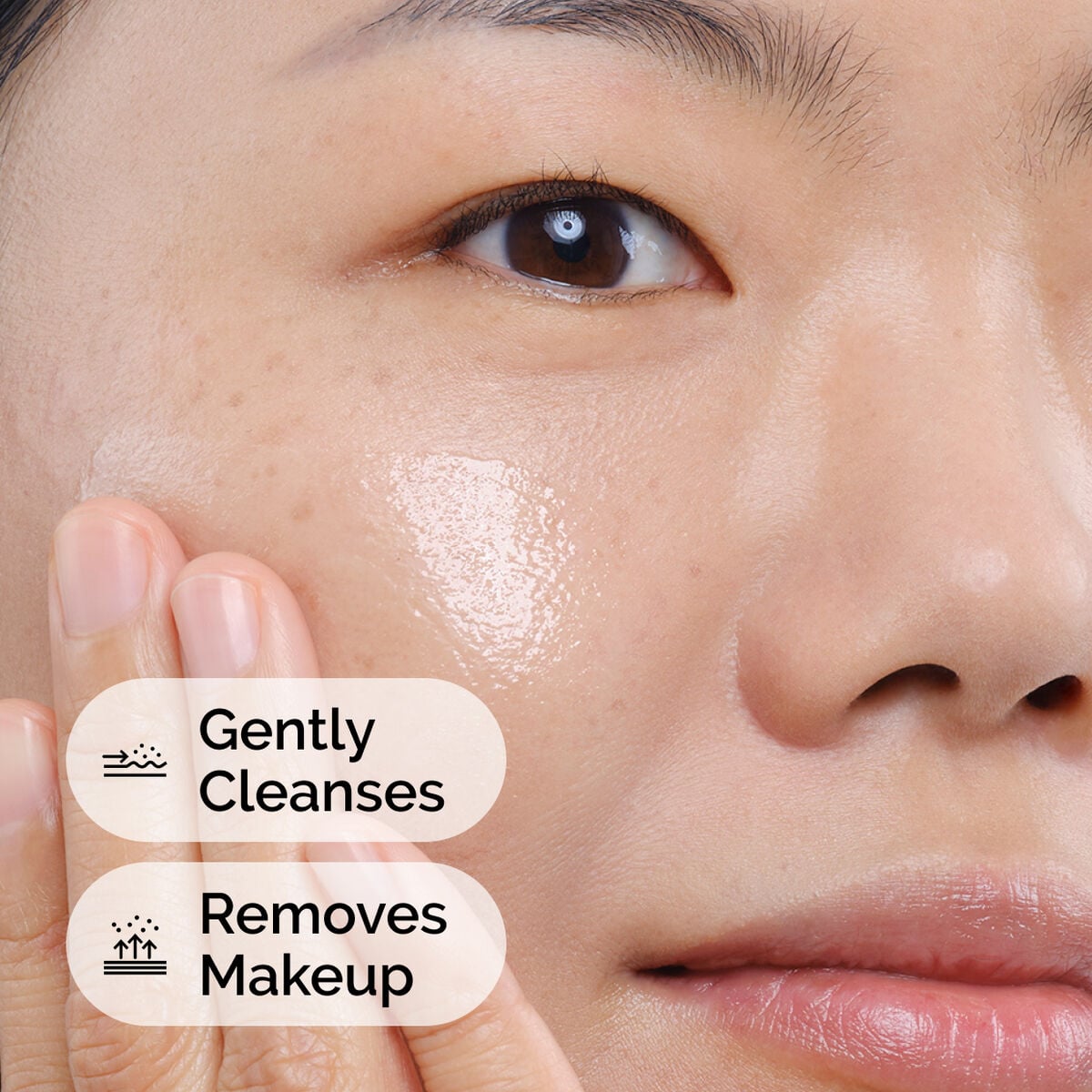 squalane-cleanser-u7 ord-squalane-cleanser-model-application-with-benefits.jpg